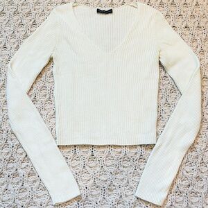 Brandy Melville Sweater - Cream Long Sleeve Ribbed Top